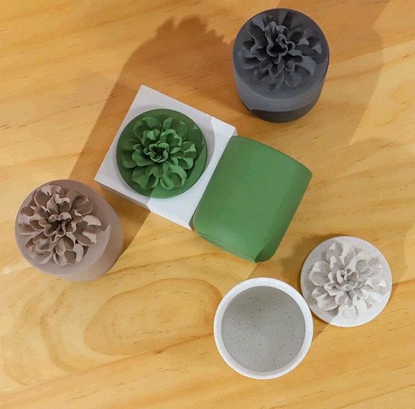 प्रकाश के अलावा, एक मोमबत्ती और क्या कर सकती है? 