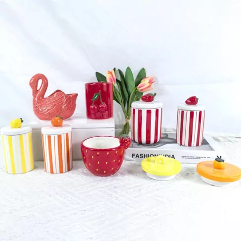 फूल और फलों के आकार का सिरेमिक मोमबत्ती धारक