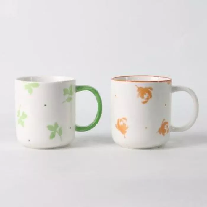 हाथ से पेंटेड सिरेमिक मग