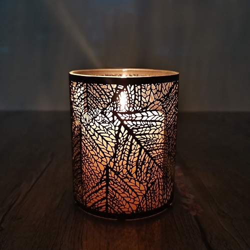 Black Metal Candle Holder