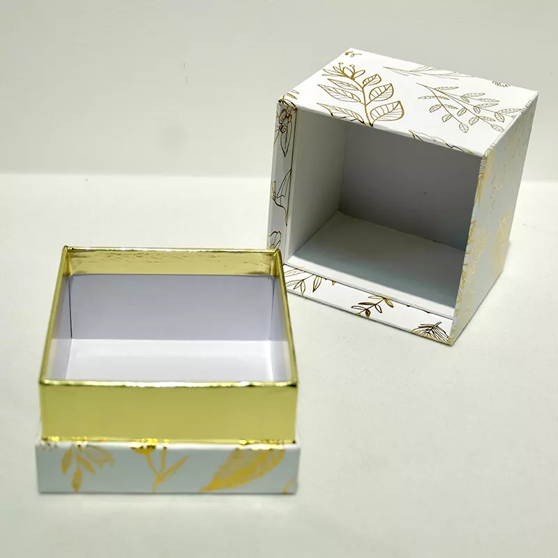 लक्जरी हस्तनिर्मित पैकेजिंग