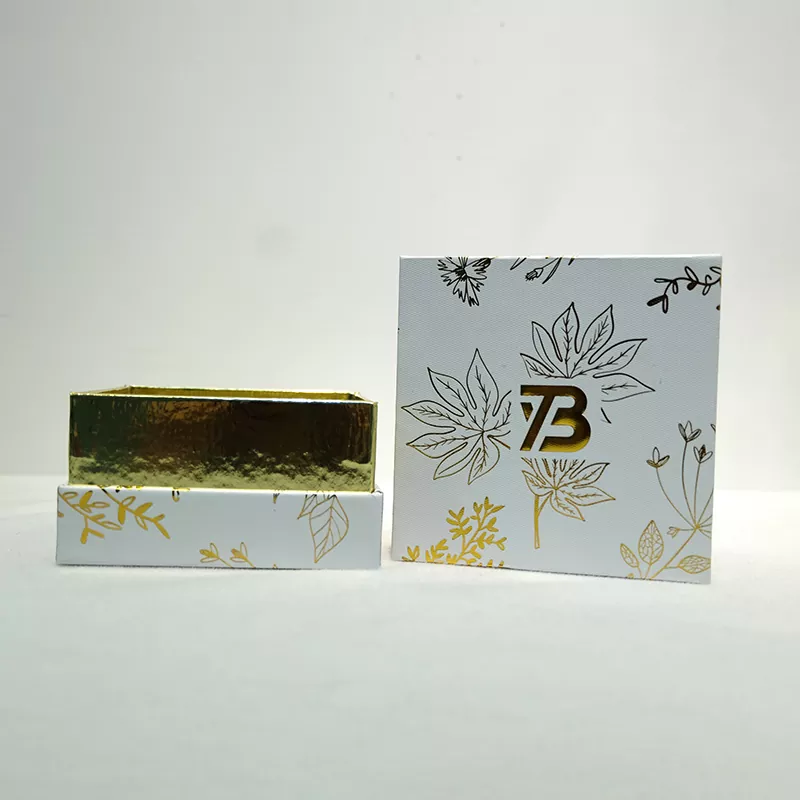 लक्जरी हस्तनिर्मित पैकेजिंग